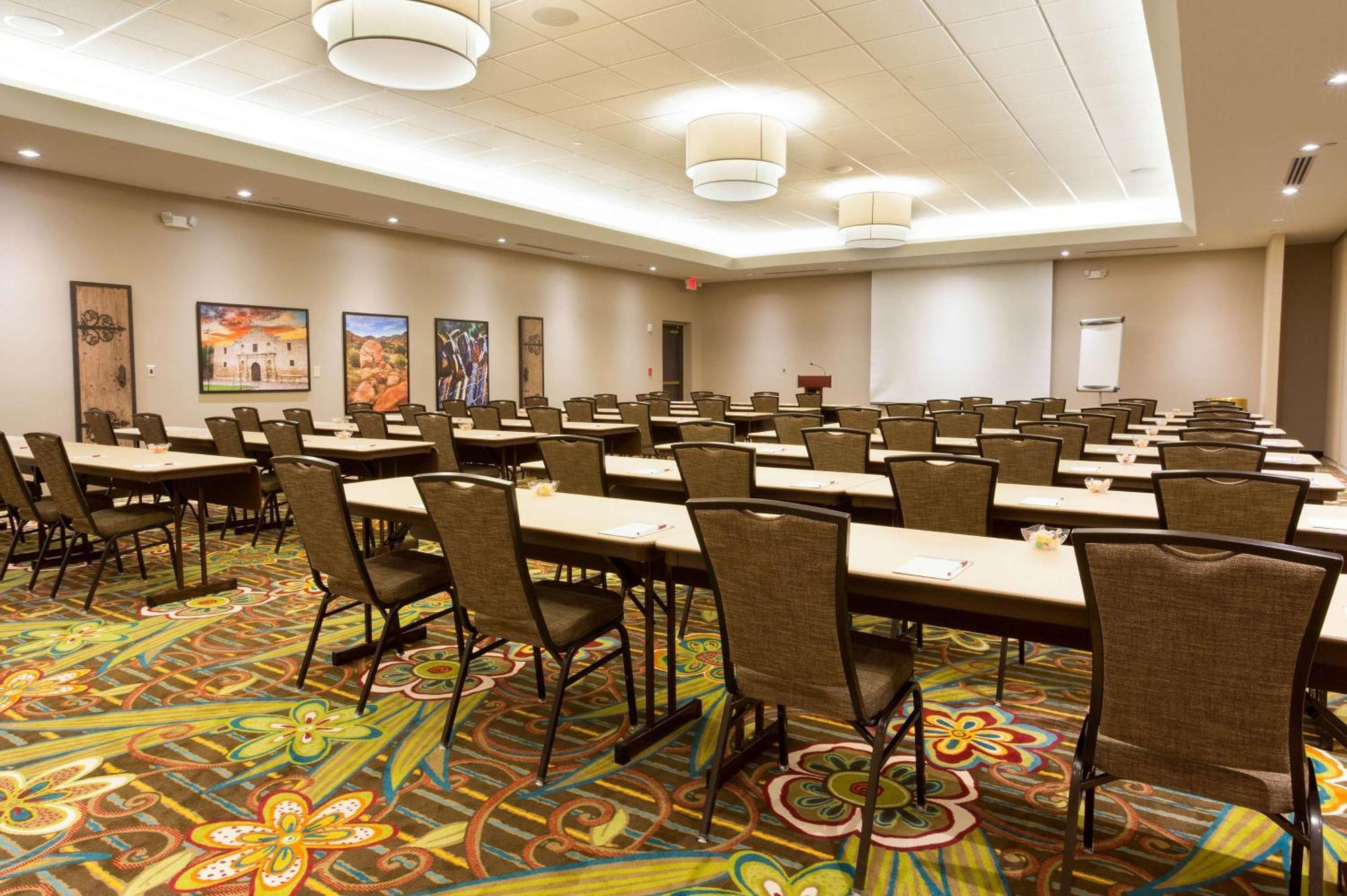 Drury Inn & Suites Mcallen Exteriör bild